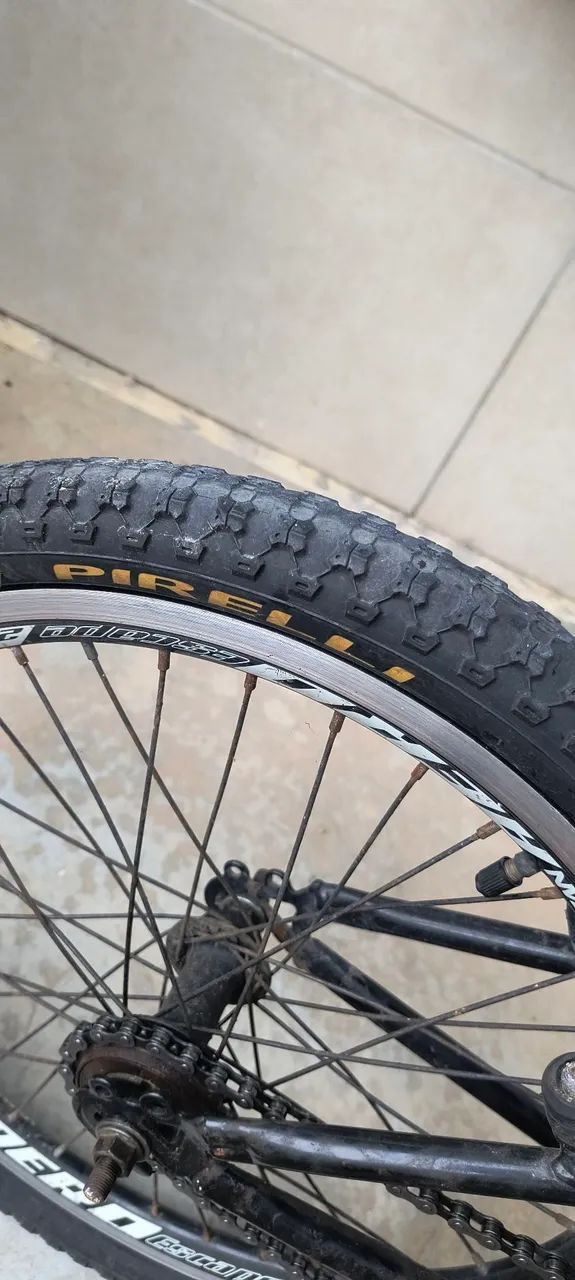 Pneus de bicicleta 