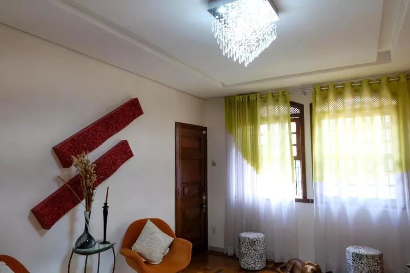 Casa à Venda - Colégio Batista, 4 Quartos, 255 m2 - Foto 2