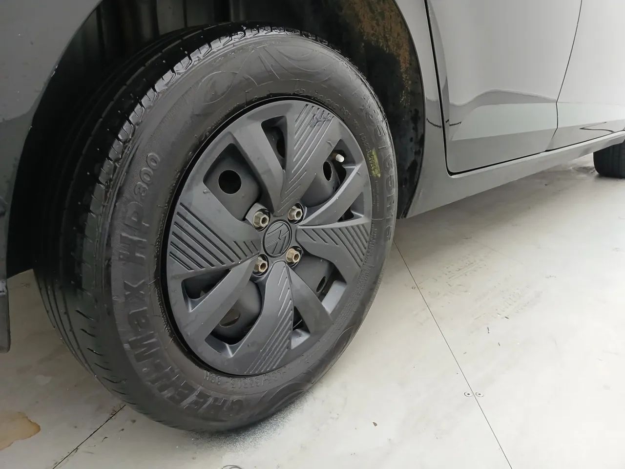 Volkswagen Polo Track 1.0 Flex 12V 5p, foto 13 de 18