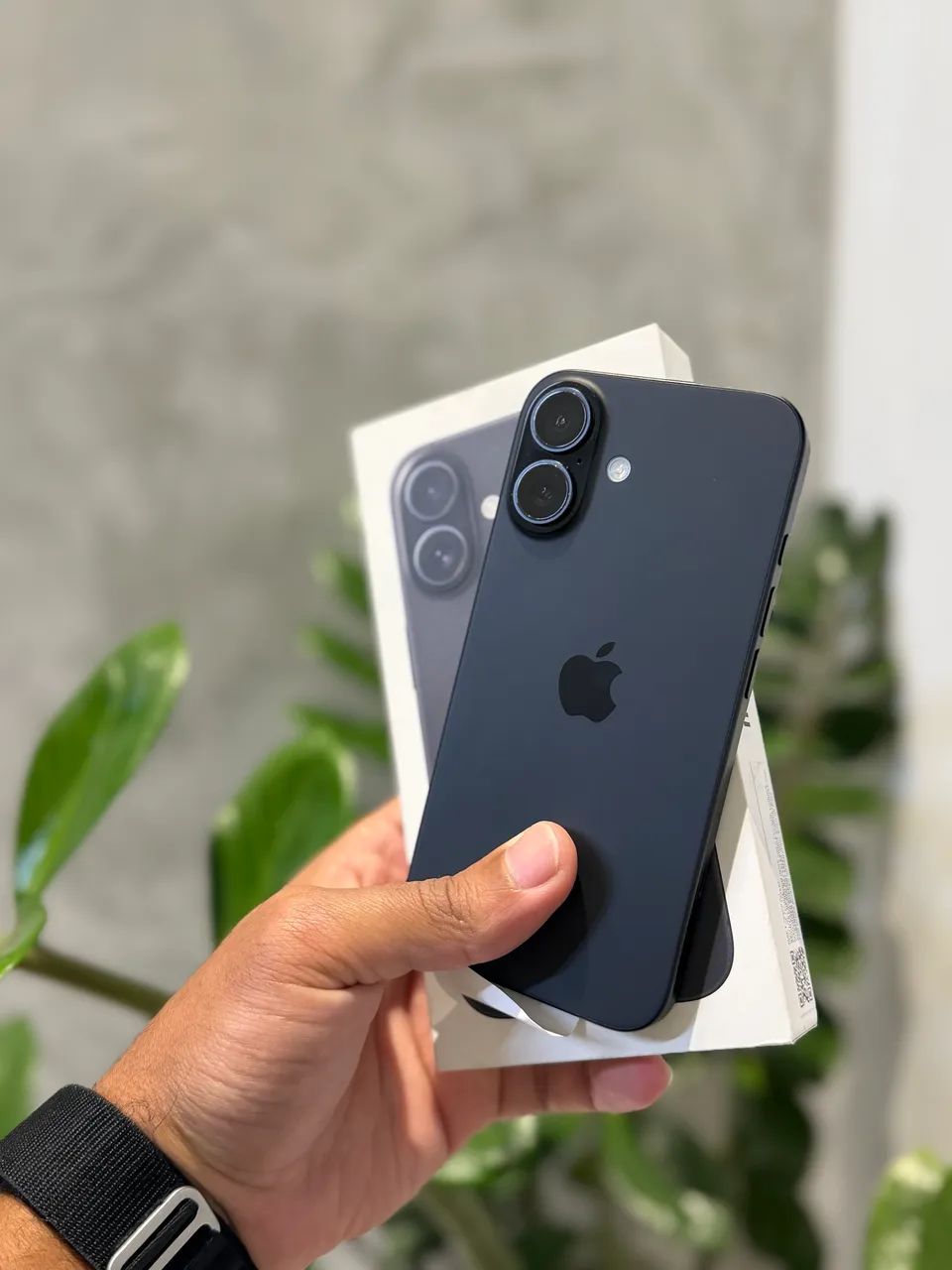 iPhone 16 Zerado!!! Todo Original 