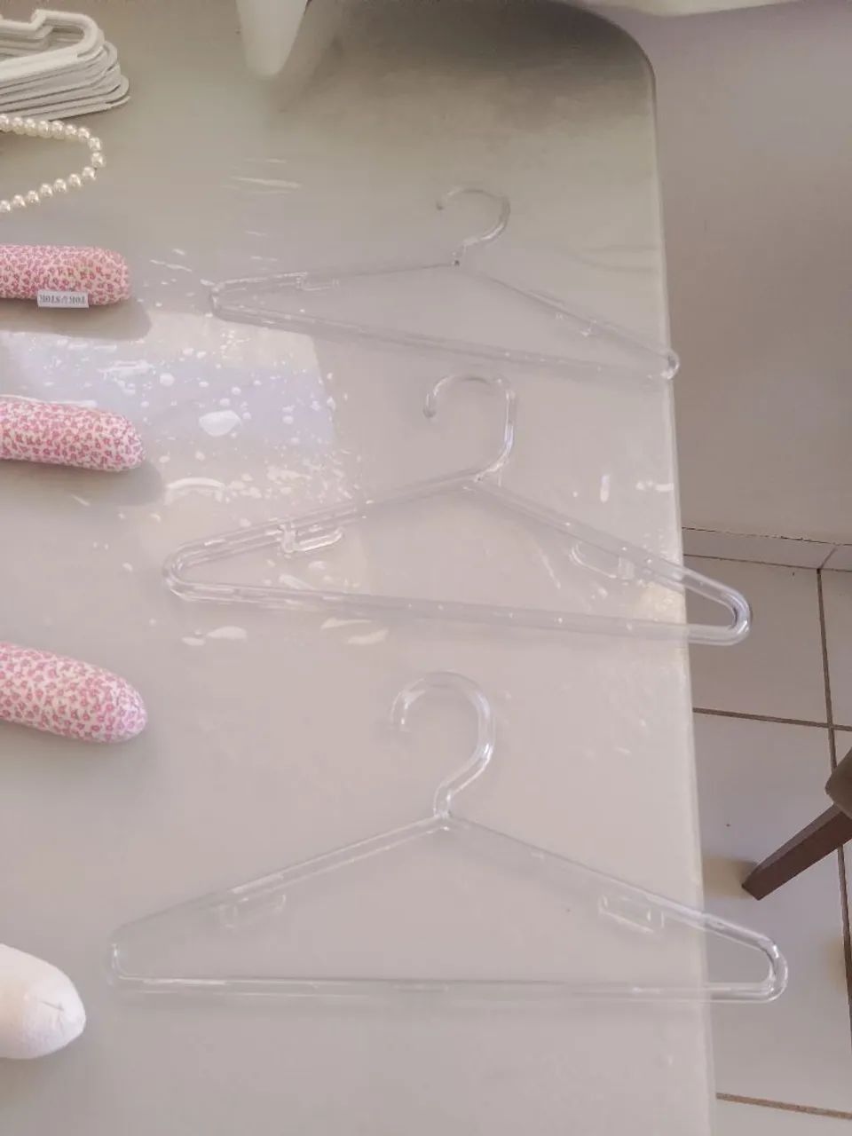 Cabides infantil de acrílico, plástico e almofadado. 20 uni. - Foto 2