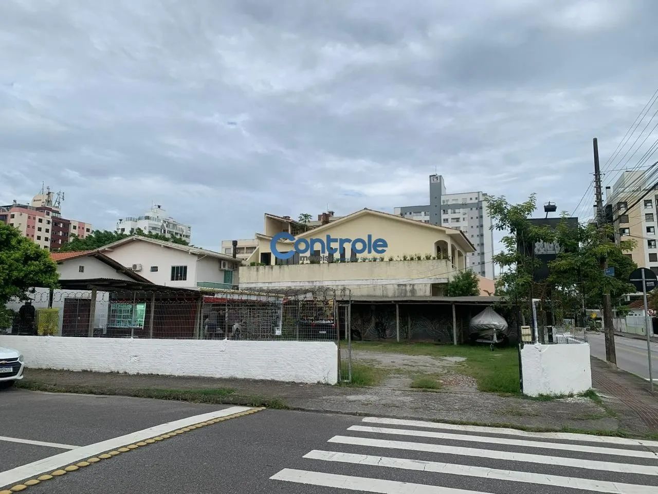 Lote de esquina com 539 m² no Bairro Estreito, Florianópolis/SC. - Foto 4