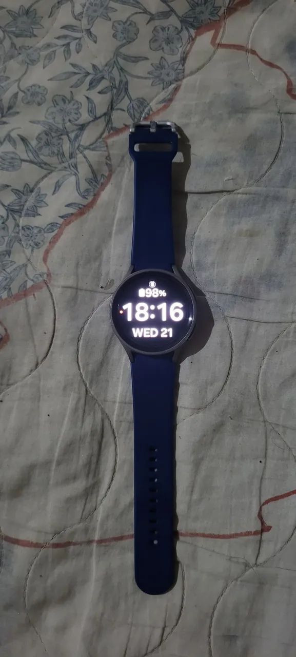 Smartwatch 5 pro titanium  - Foto 2