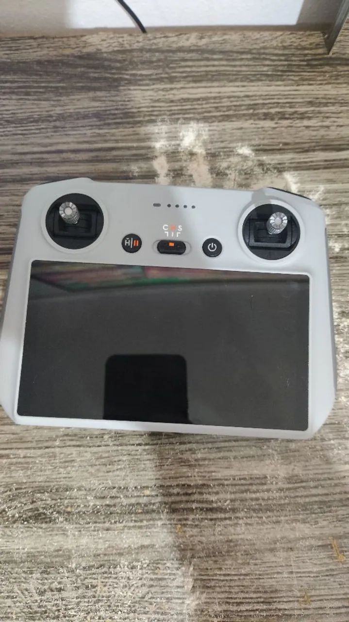 Drone Dji mini 3 com controle com tela. - Foto 5