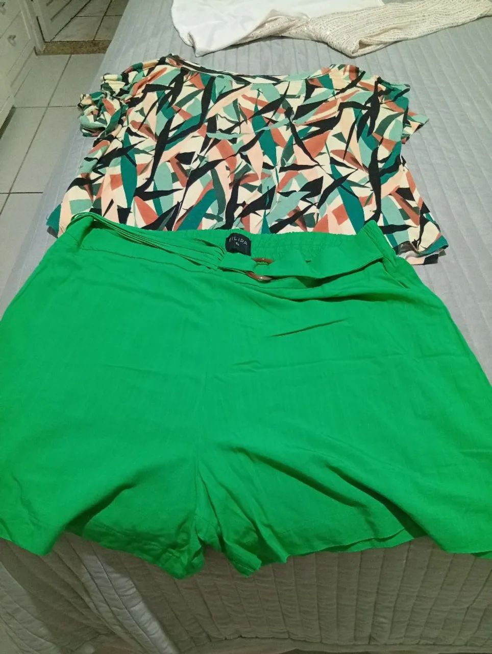 Roupas femininas - Foto 5