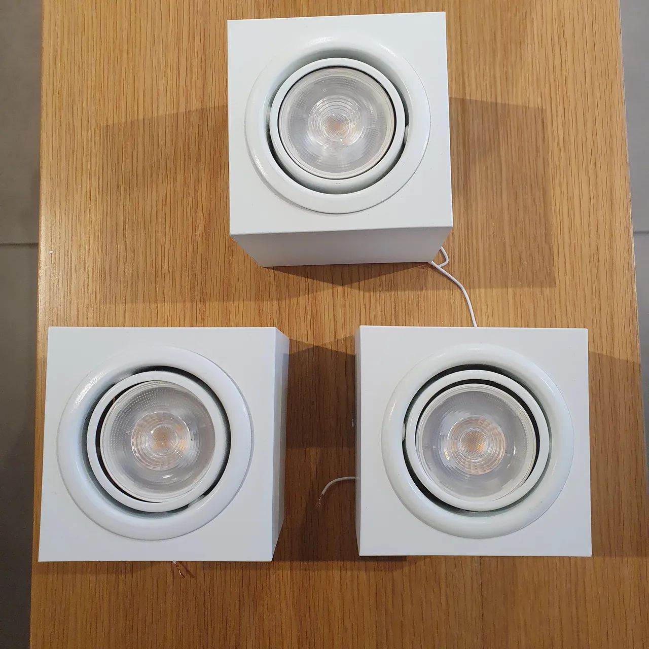 Plafon / Iluminação de sobrepor