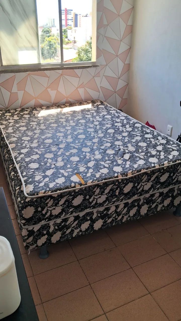 Cama de casal Box grande a venda  e super confortável  - Foto 3