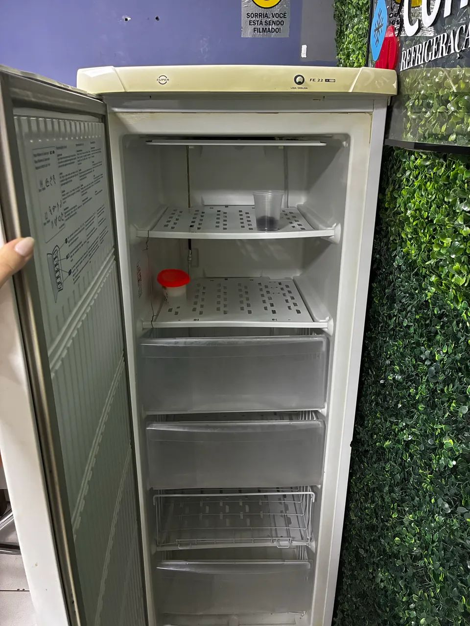 Freezer Electrolux COM GARANTIA  - Foto 2