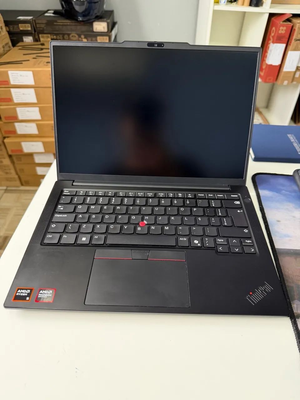 Thinkpad E14 G7 Ryzen 5 220 16GB + 256M2 