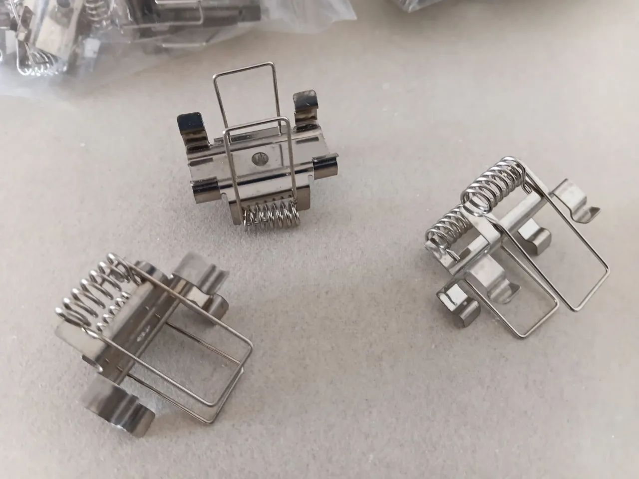 Presilhas para perfil de Led - Foto 3