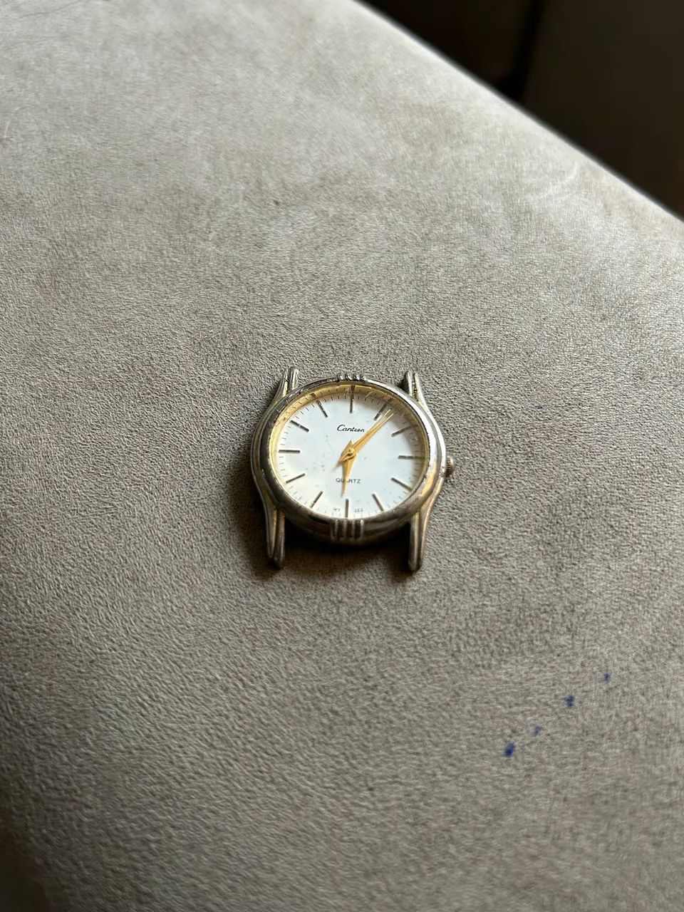 MÁQUINA QUARTZ RELÓGIO DE PULSO ANTIGO L2356 FUNCIONANDO - Foto 3
