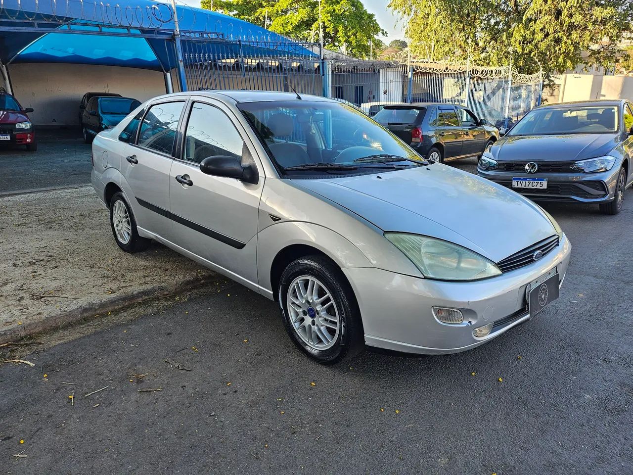 Ford Focus Focus Sedan 2.0 16V/2.0 16V Flex 4p 2002
