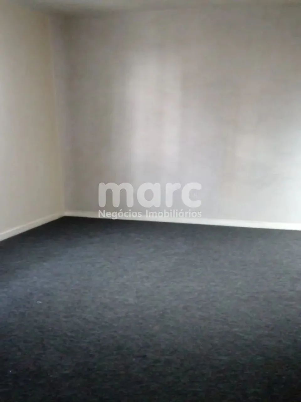 CASA COMERCIAL NO PARAISO COM SALAS , QUINTAL E 2 VAGAS PARA LOCAÇÃO - Foto 8