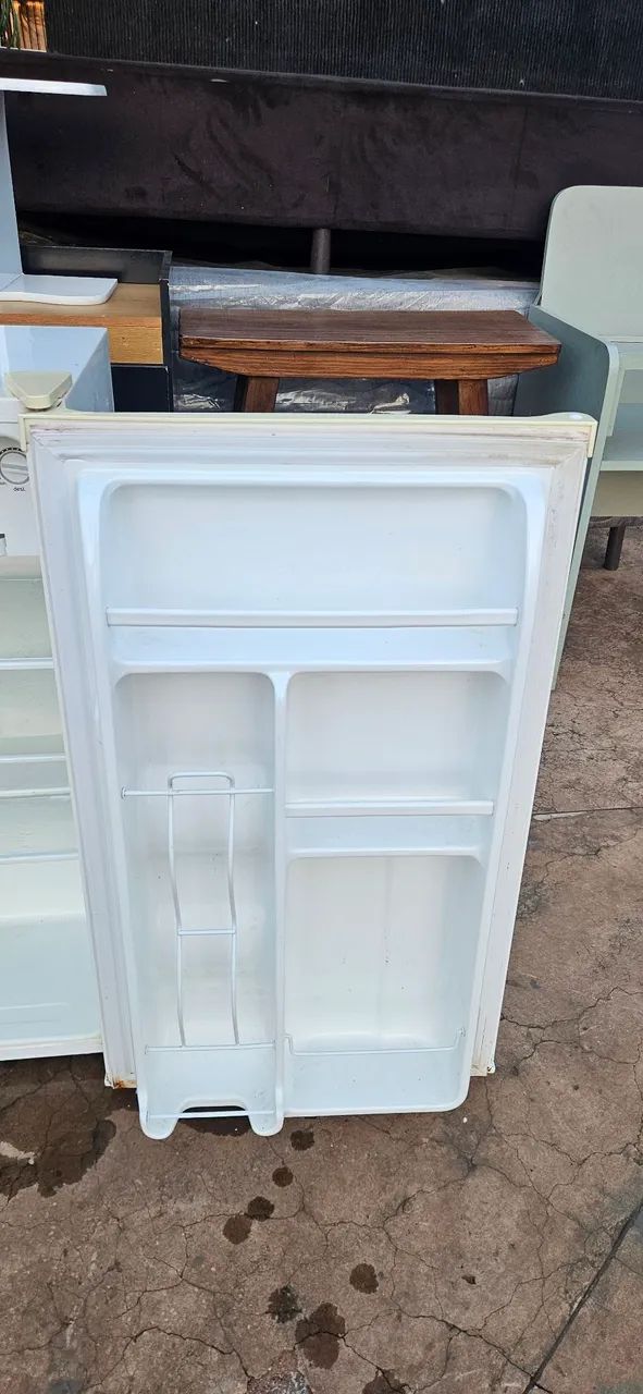 frigobar Midea 110v gelando perfeitamente - entrega grátis  - Foto 3