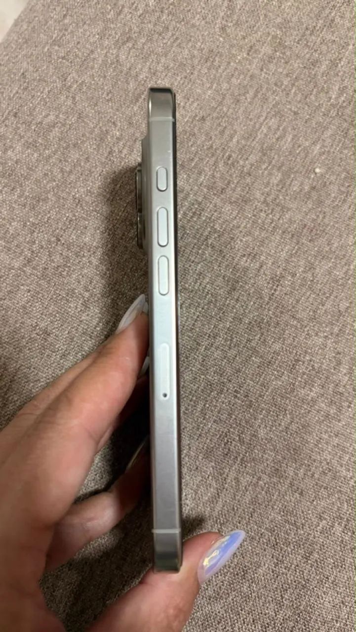 IPhone 16 Pro Excelente - Foto 5