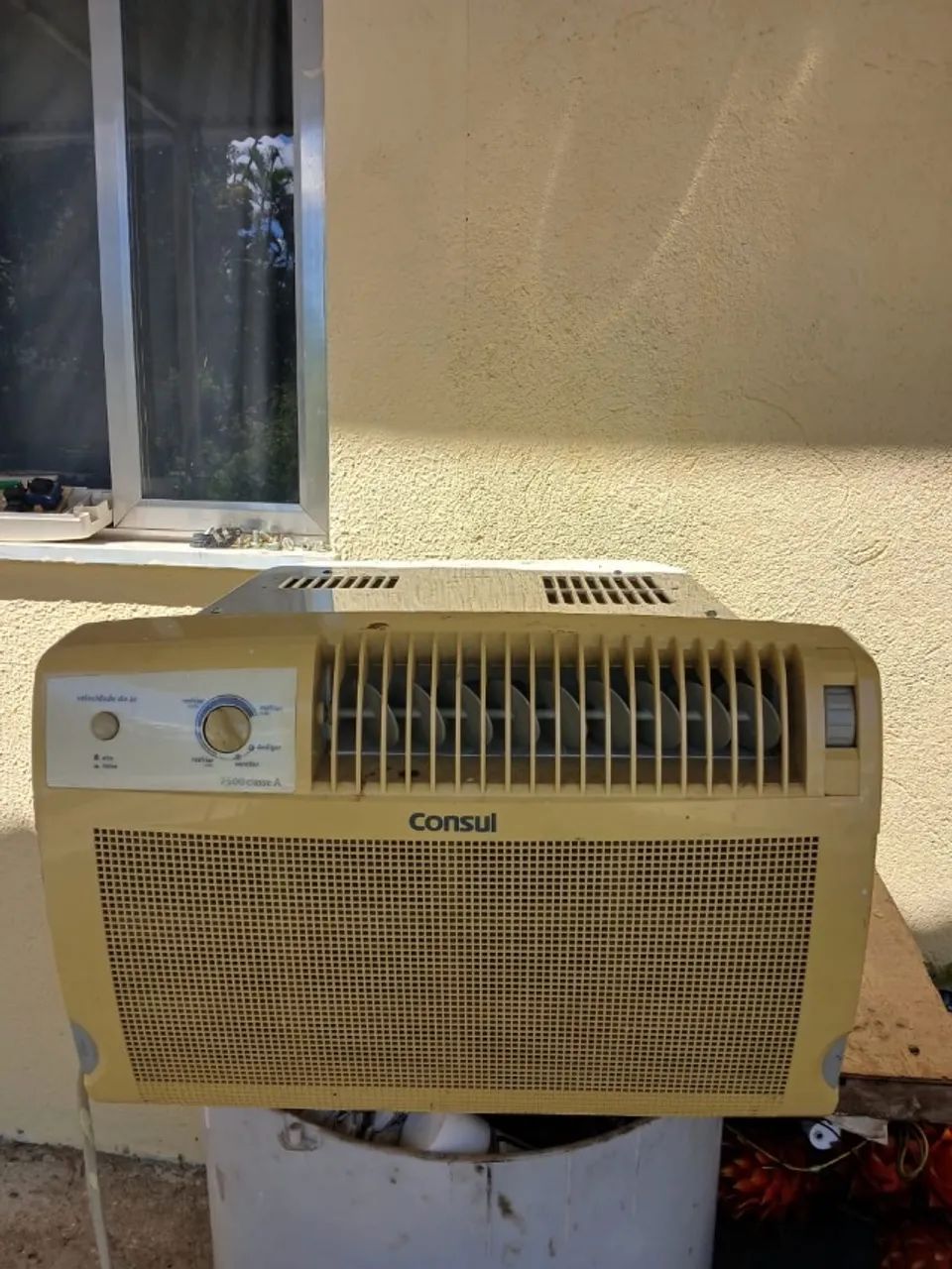Vendo ar-condicionado cônsul 7500 btu