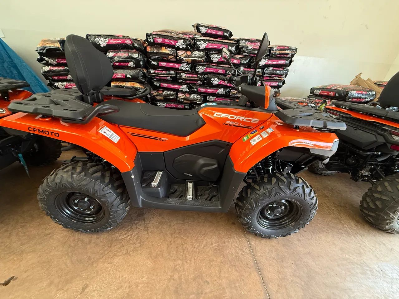 Quadriciclo CForce 450 Automático 0km  - Foto 2