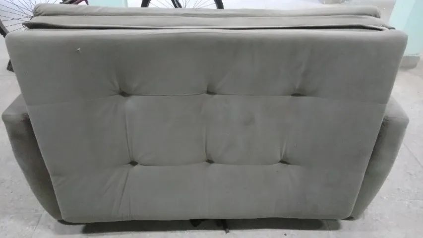 Sofá-Cama 2 Lugares Cinza (Mecanismo Perfeito) - Foto 5