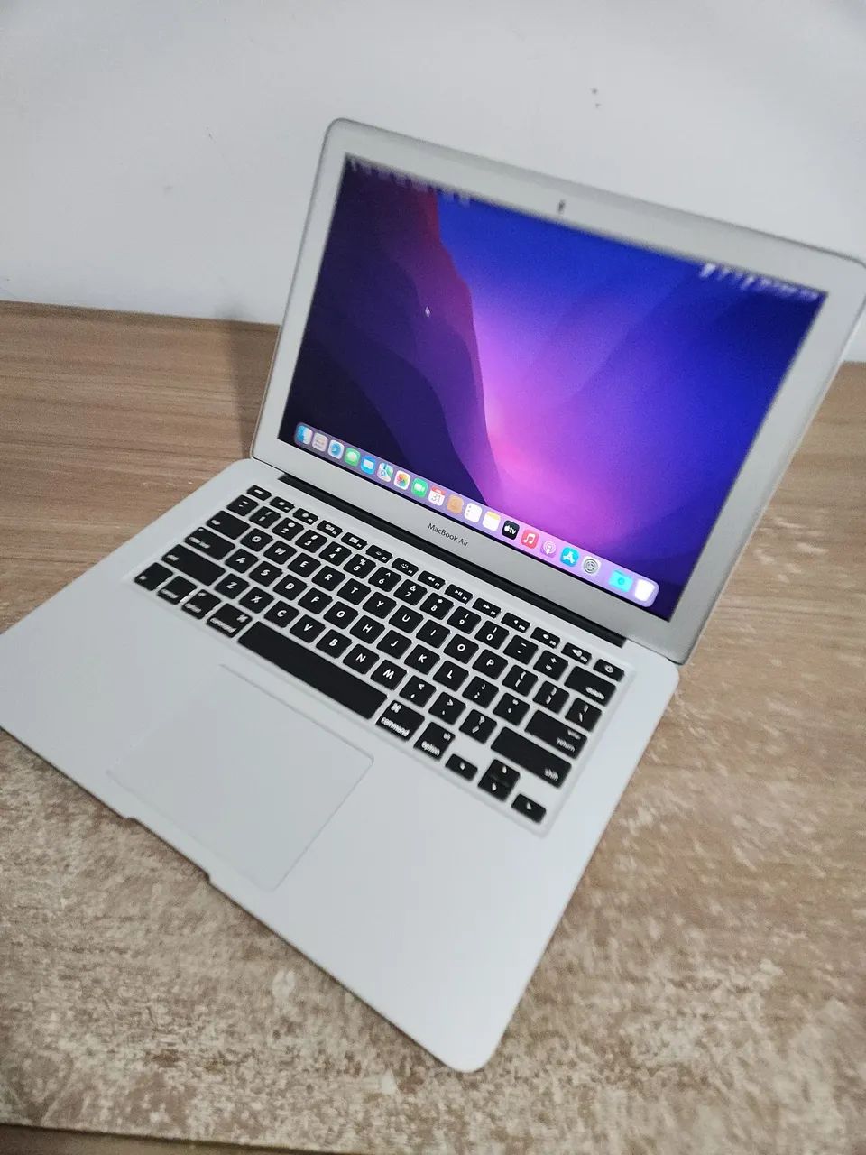 Macbook Air 13 A1466 2015 osx Monterey i5 256SSD - Notebooks