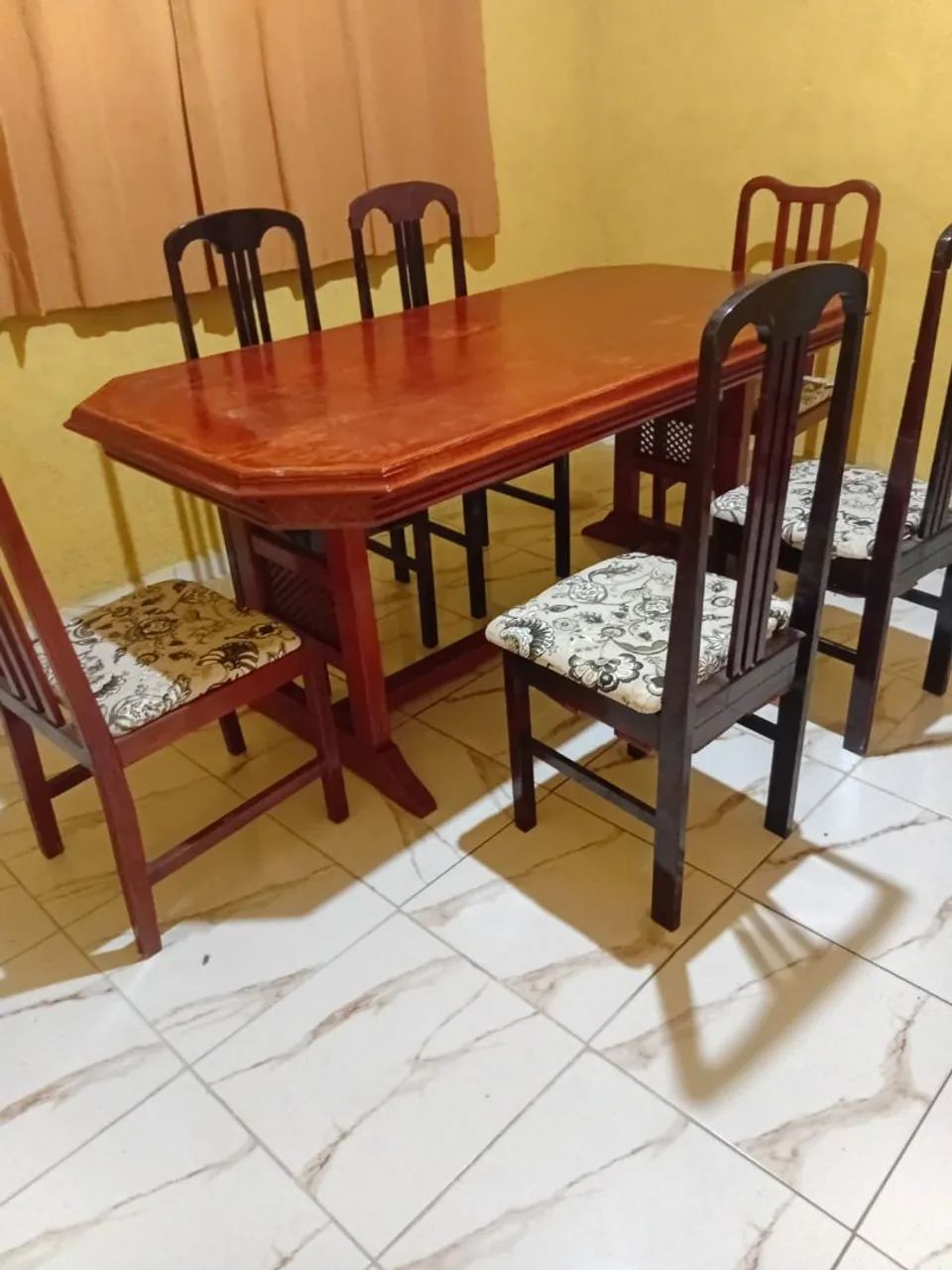 Mesa jantar madeira 6 cadeiras  - Foto 4