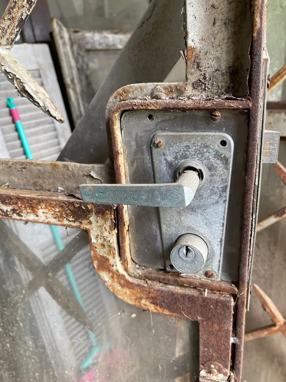 Porta antiga de ferro  - Foto 5