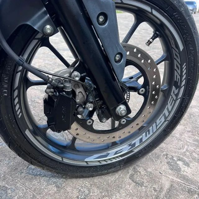 CB 300F 2024 13mil km - Foto 5