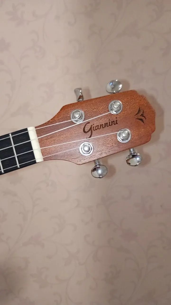 Ukulele Giannini  - Foto 5