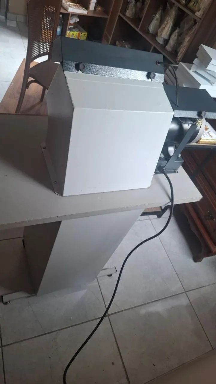  Vendo Máquina Politriz M50 de Bancada Profissional - Estado de Nova! - Foto 4