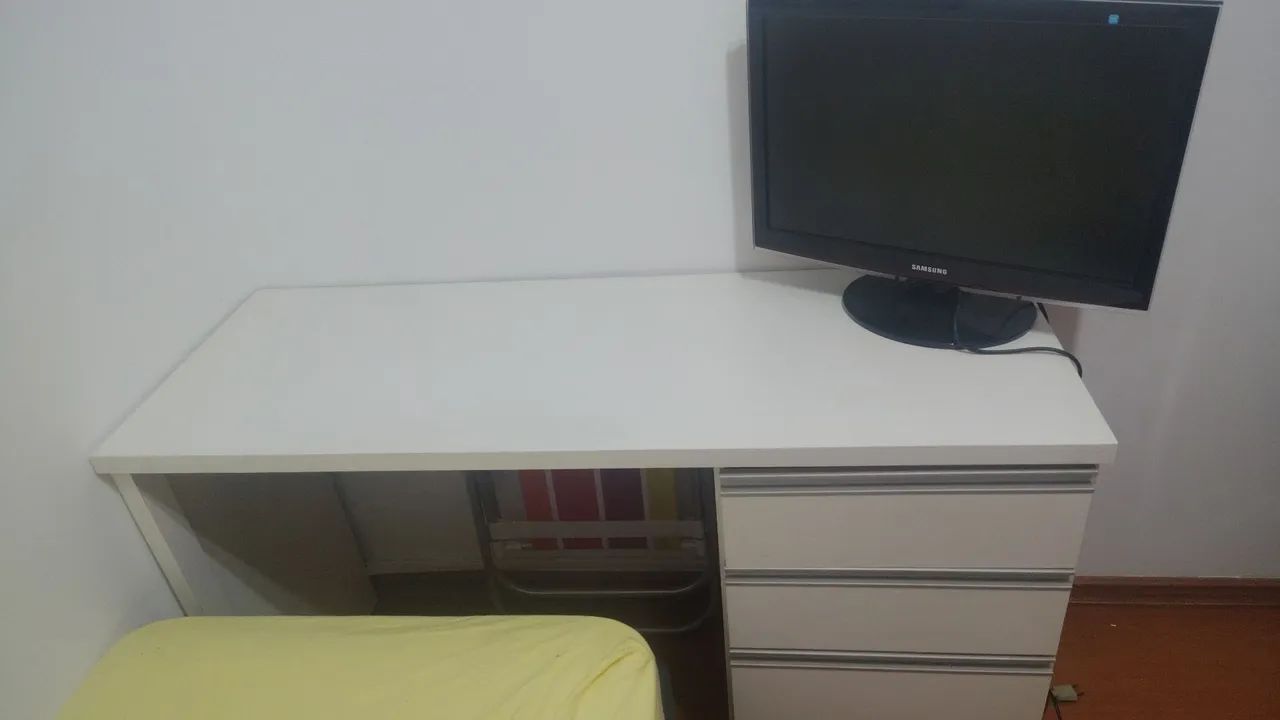 Urgente MESA 4 GAVETAS  - Foto 3