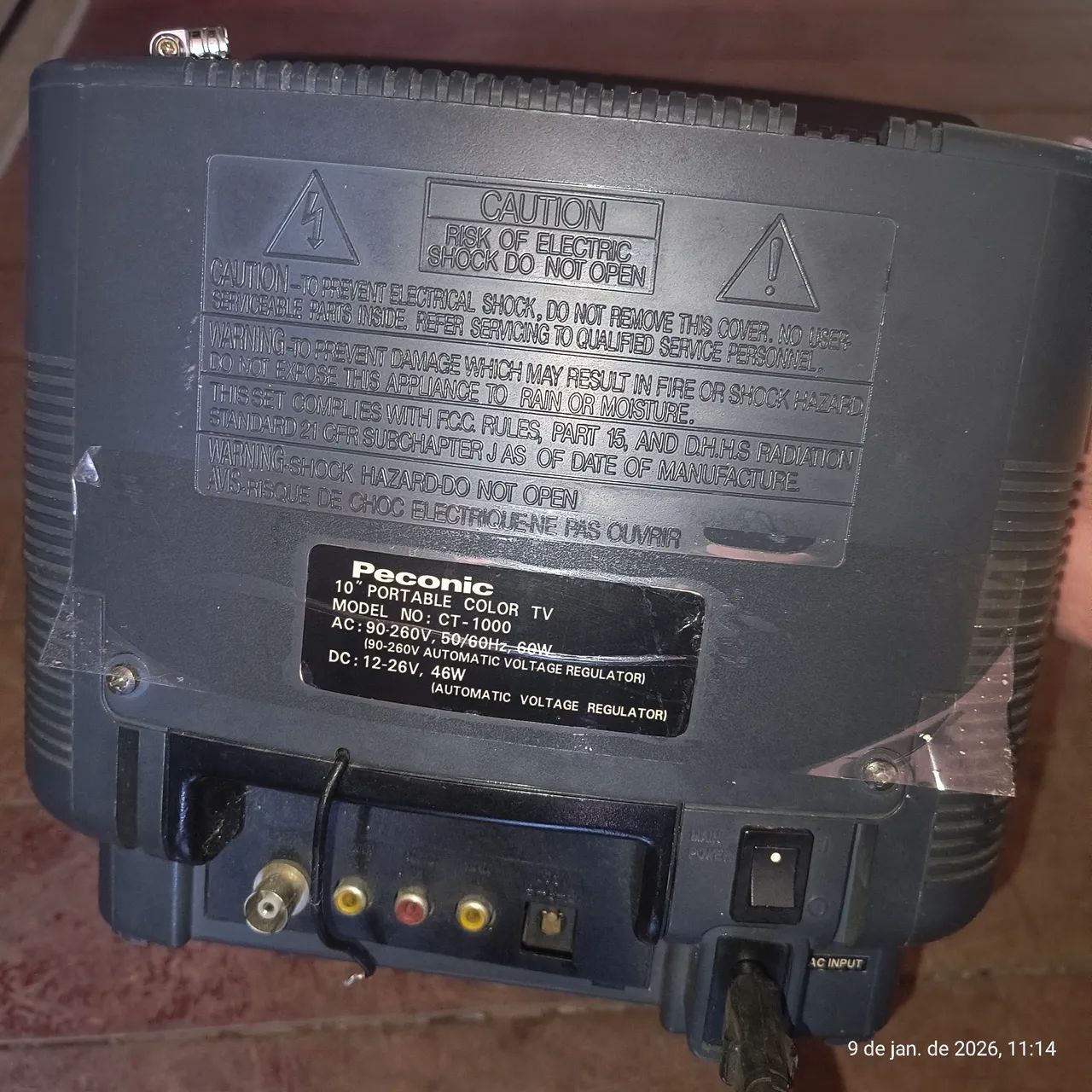 Tv 10 polegadas funcionando 