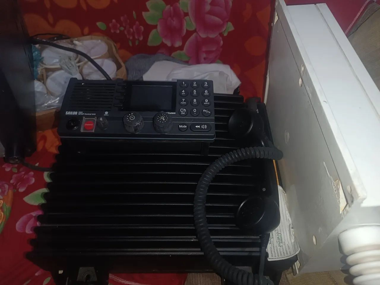 Rádio profissional marítimo  - Foto 2