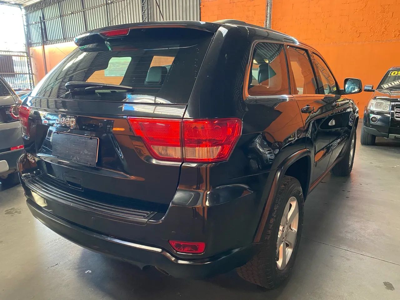Jeep Grand Cherokee Laredo 3.6 4x4 V6 Aut., foto 6 de 20