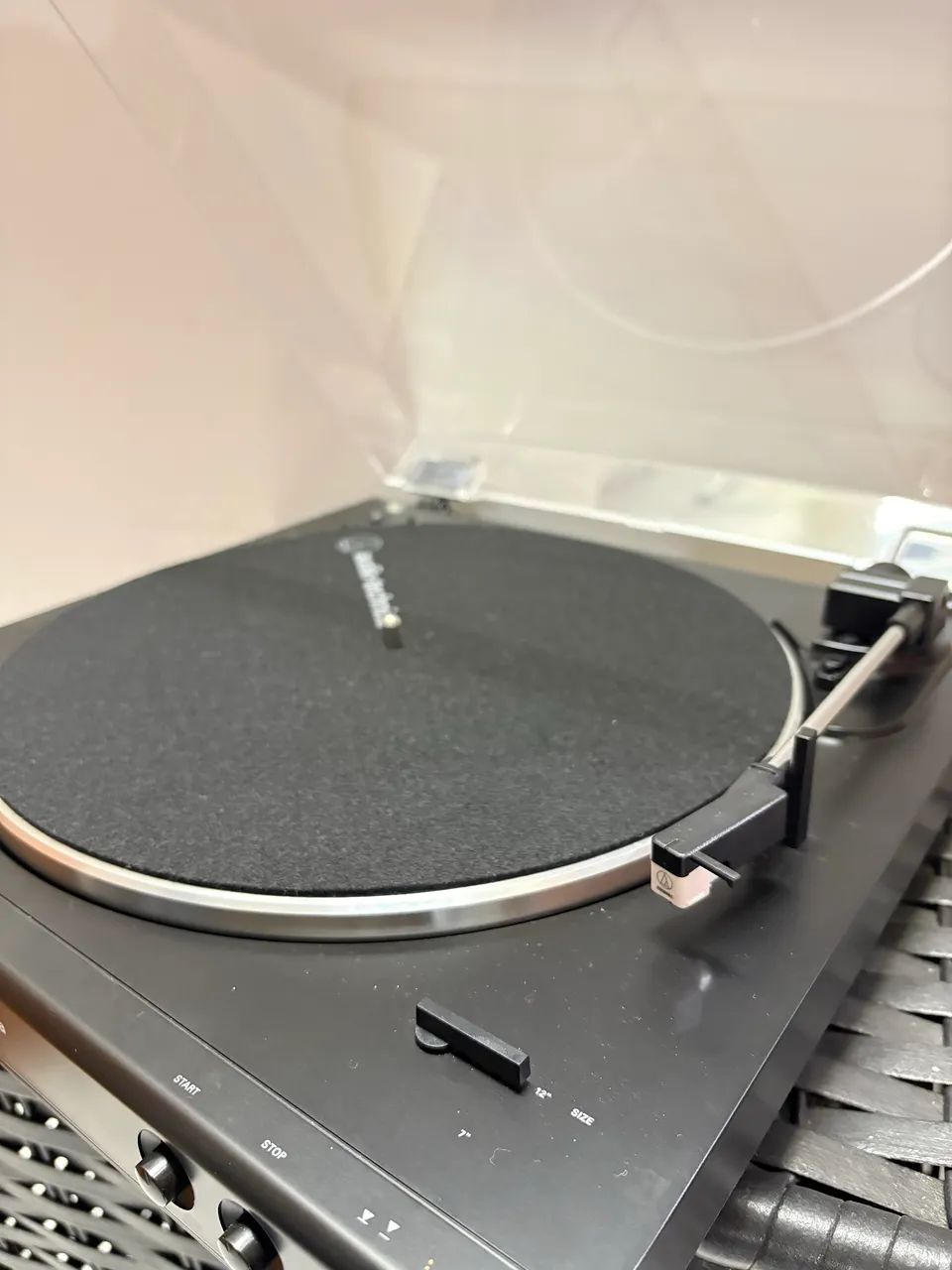Toca-Discos Vinil Audio-Technica Automático AT-LP60X-BK - Foto 3