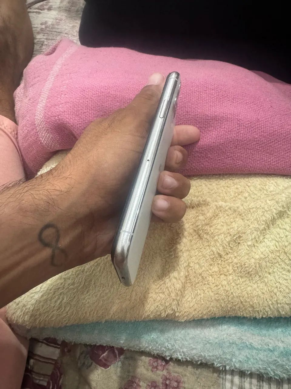 IPHONE 11 PRO 256gb BEM CONSERVADO  - Foto 2