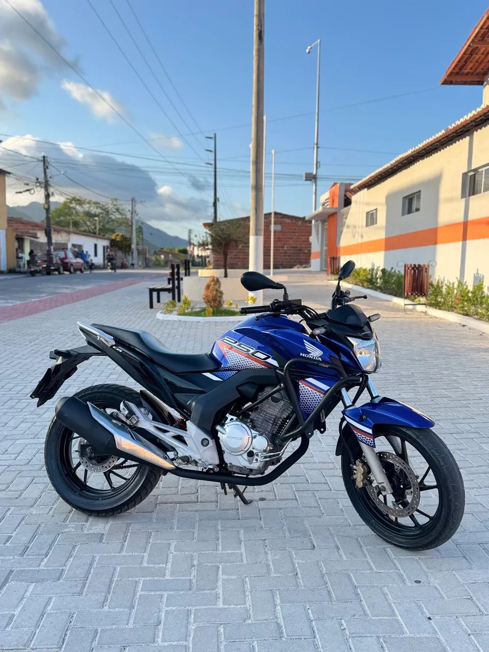 TW 250 ANO 2022 