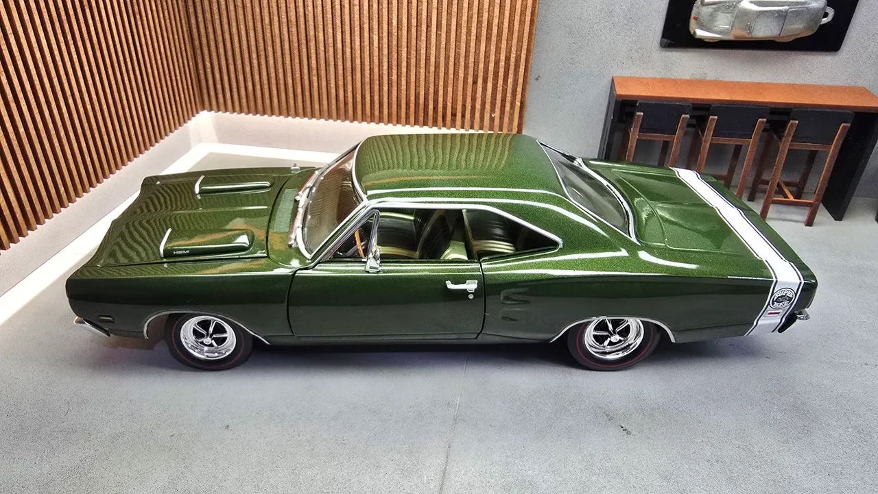 Miniatura Dodge Super Bee Autoworld 1/18 - Foto 3