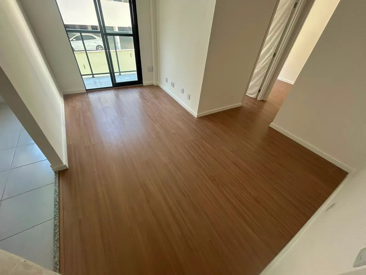 DEIXE SEU LAR AINDA MAIS LINDO COM PISOS LAMINADOS  - Foto 2
