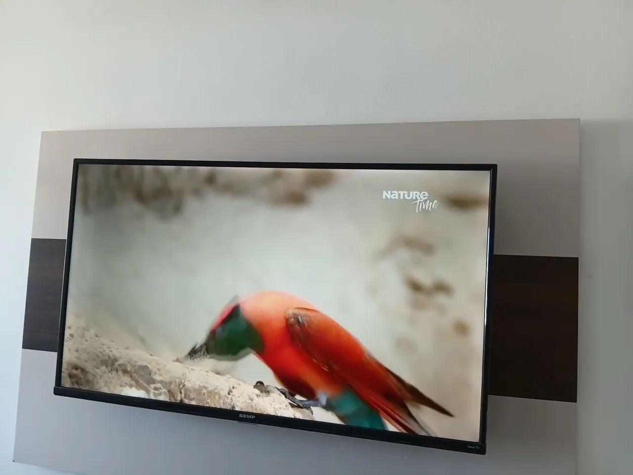 Vendo TV smart 43 polegadas - Foto 2