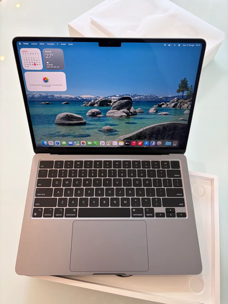 MacBook Air m2 8/256Gb seminovo de 13.6 polegadas