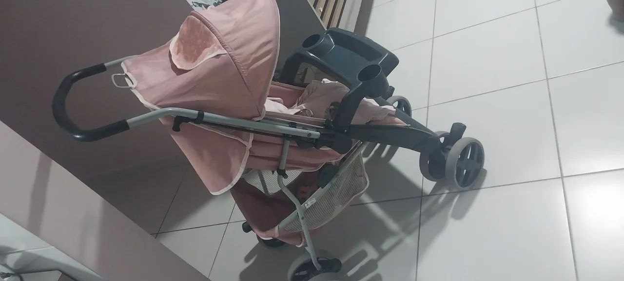 Carrinho de bebê MENINA  - Foto 5