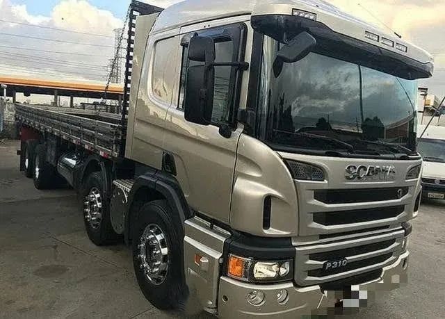 Scania P310 2016 8x2 Carroceria - Foto 2