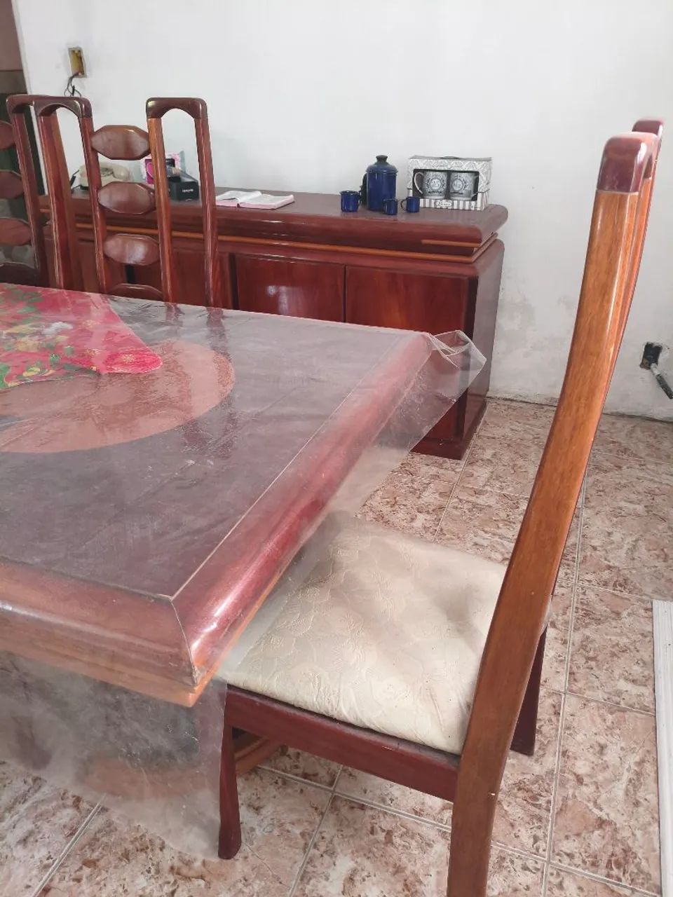 Conjunto de mesa 6 cadeiras com buffet  - Foto 4