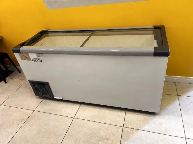 Vendo freezer horizontal 550l Metalfrio