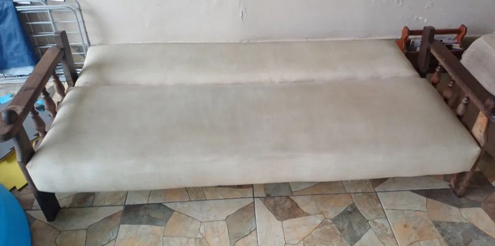 SOFÁ CAMA DE MADEIRA  - Foto 2