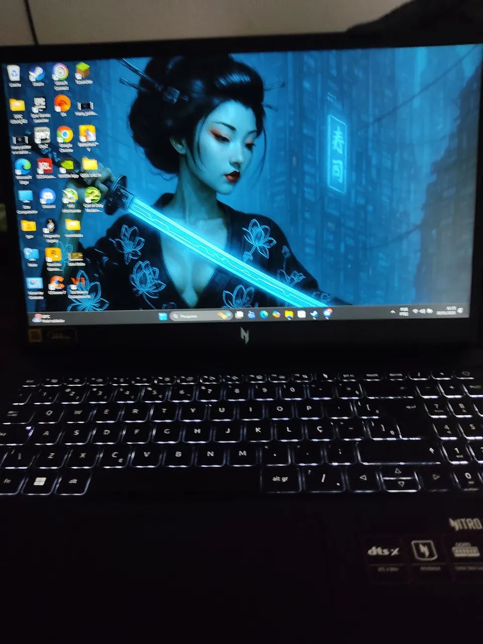 Notebook gamer Acer Nitro V em ótimo estado - Foto 3