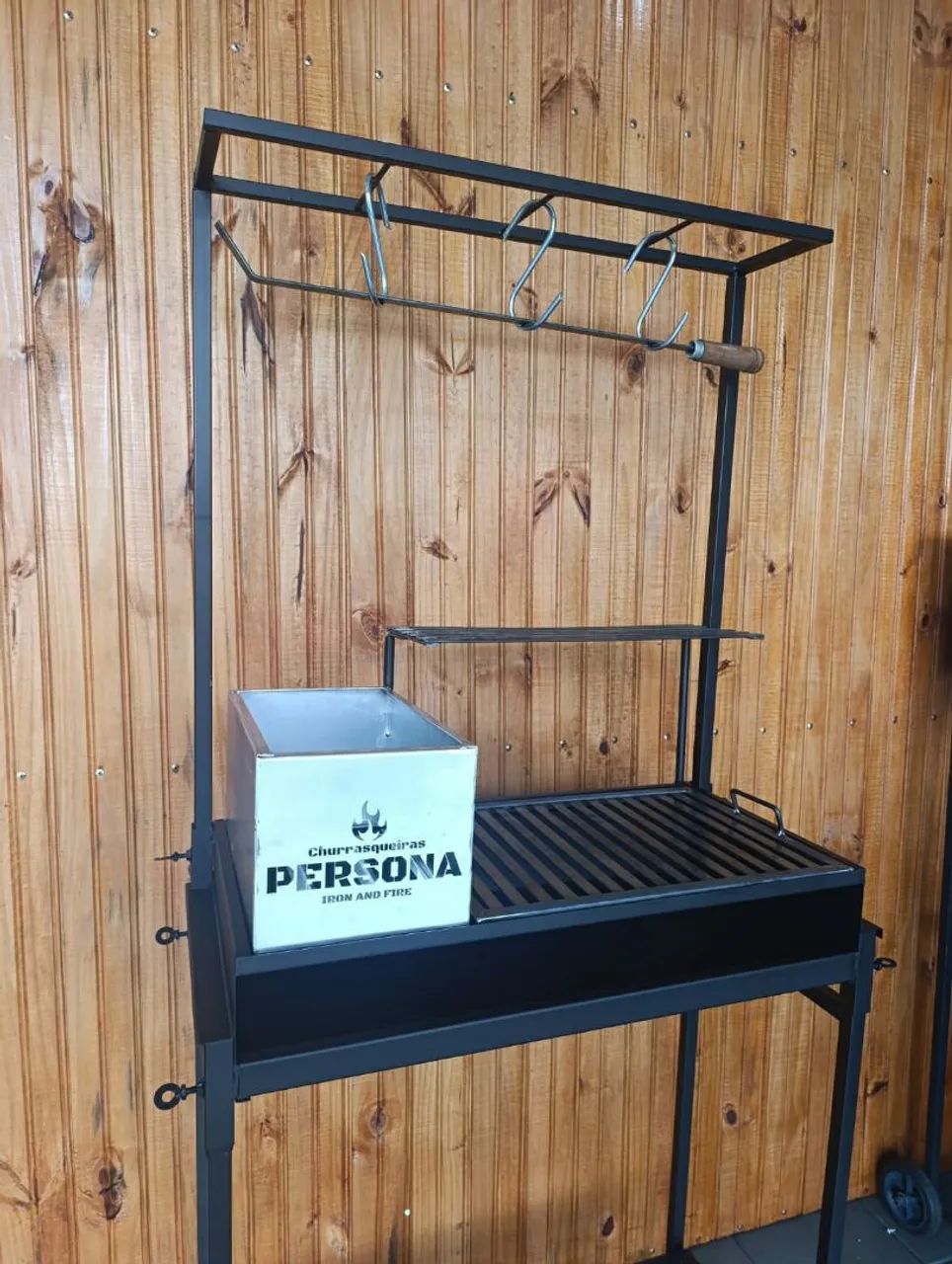 Parrilla P700