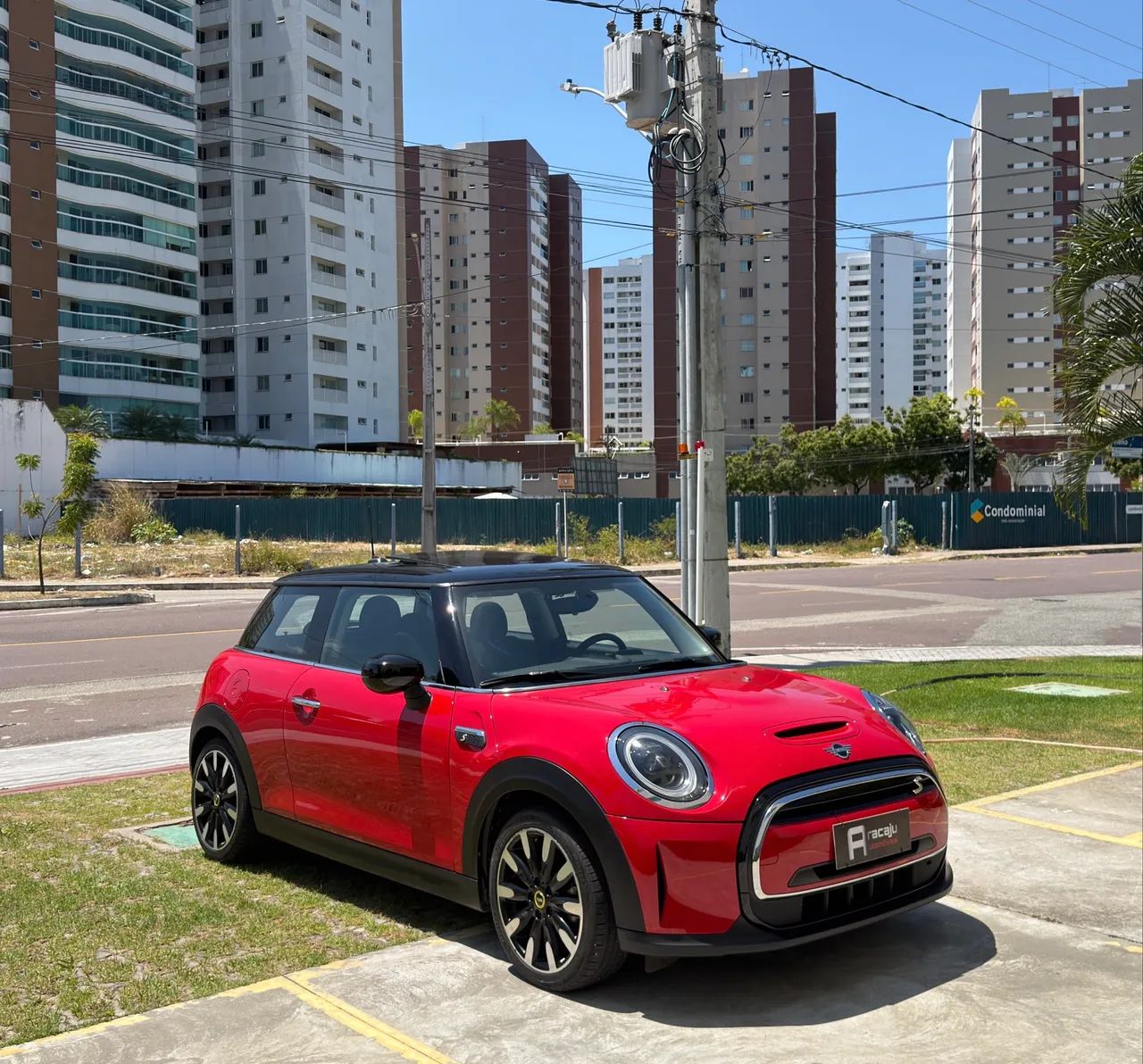 Mini Cooper SE Exclusive 3P (elétrico) 2022 - Foto 3