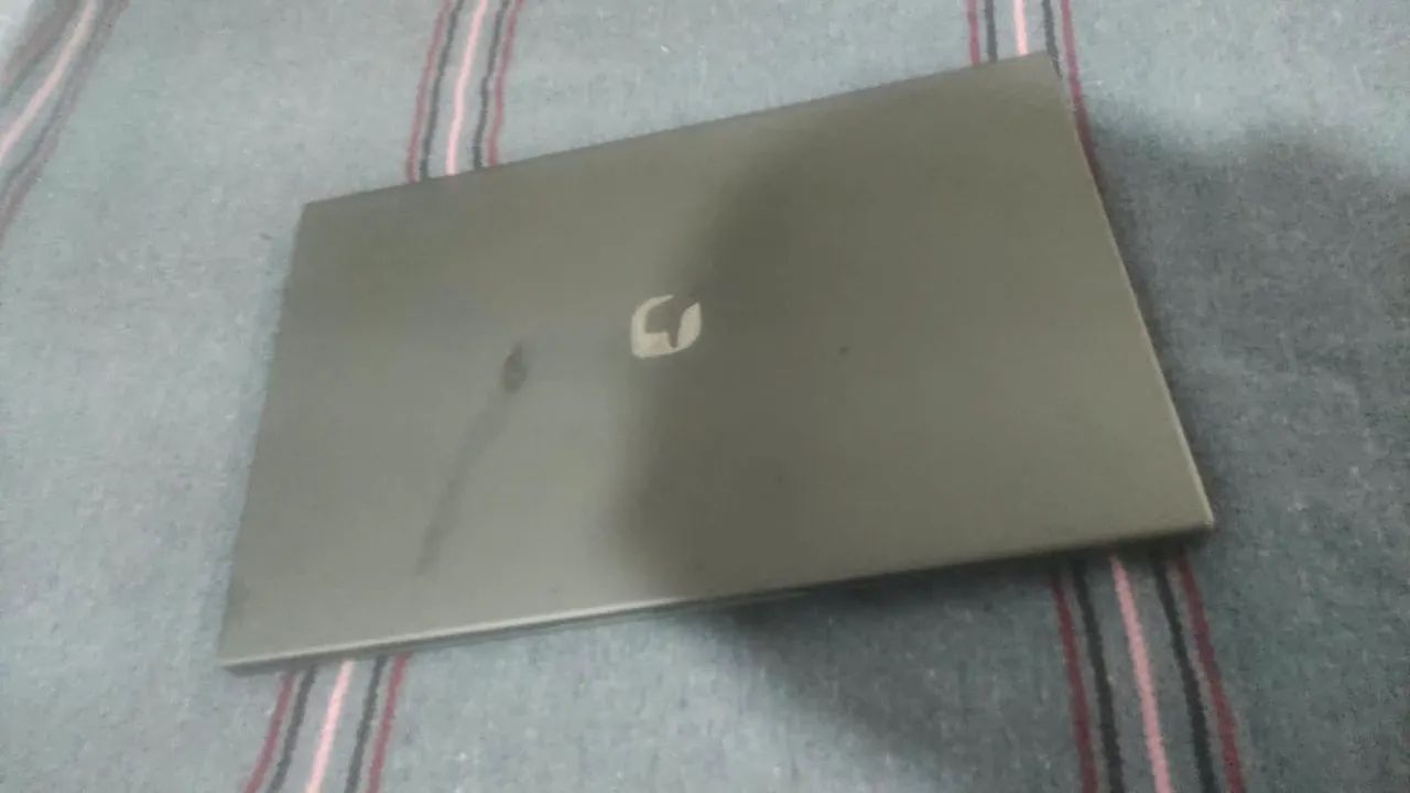 Notebook leve, prático e rapido