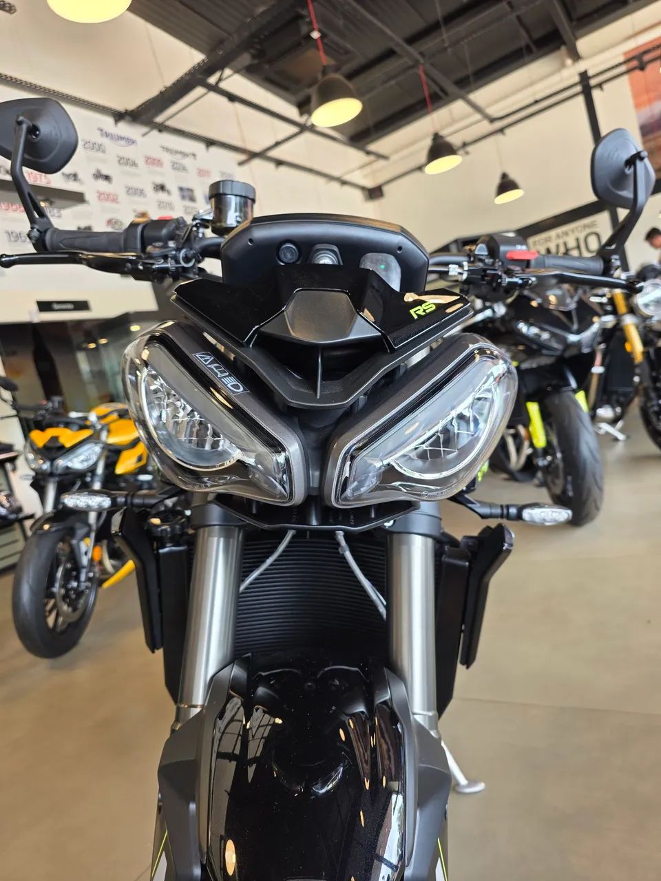Street Triple 765  - Foto 5