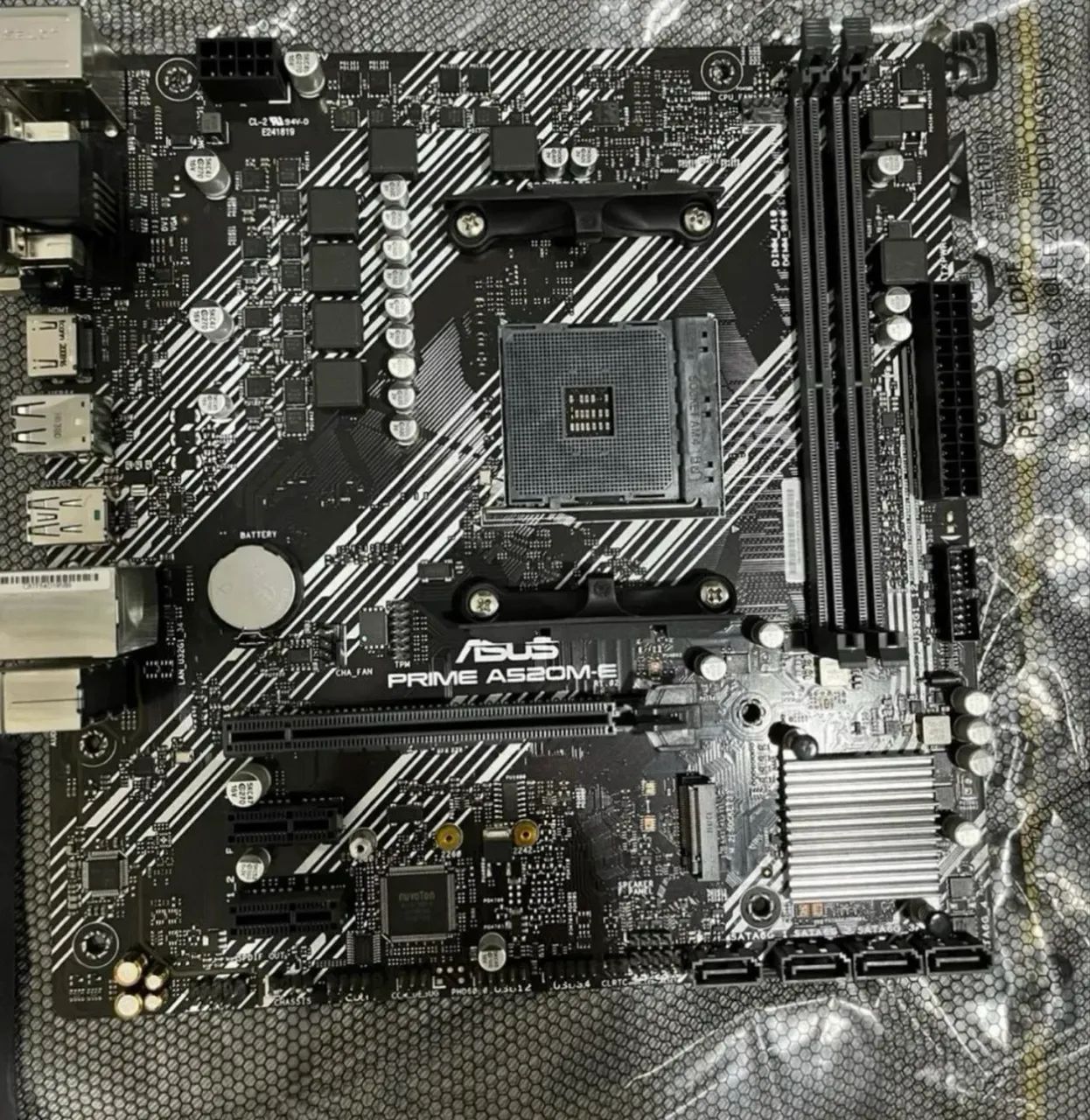 Placa mãe Asus Prime A520m-e AM4  - Foto 3